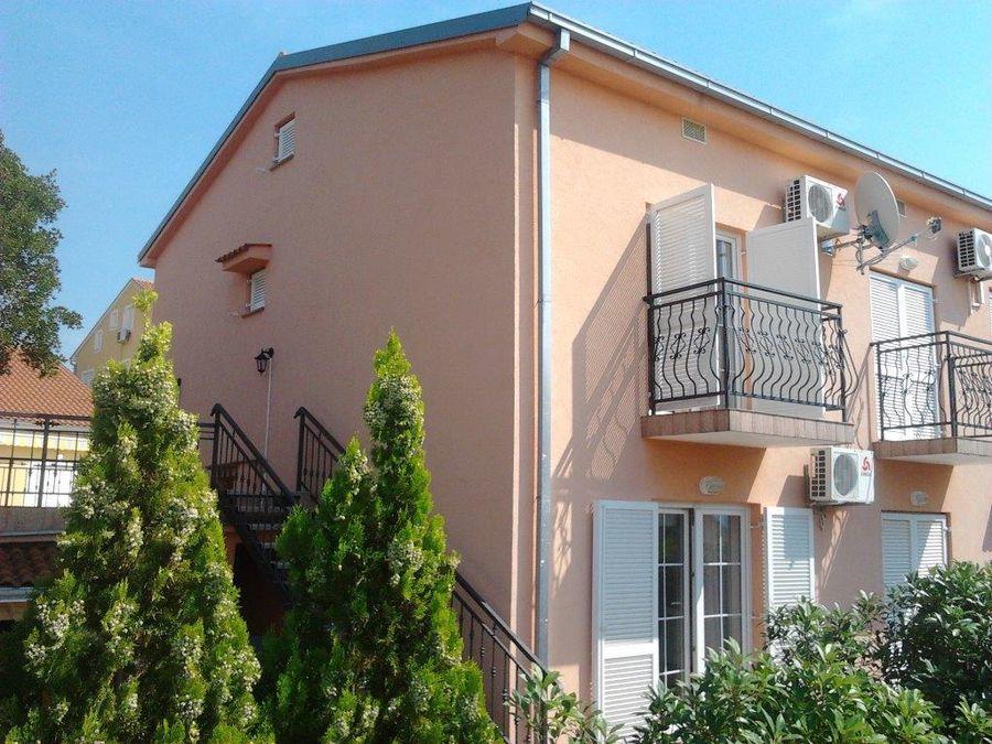 Apartments Eden Ядраново Екстериор снимка