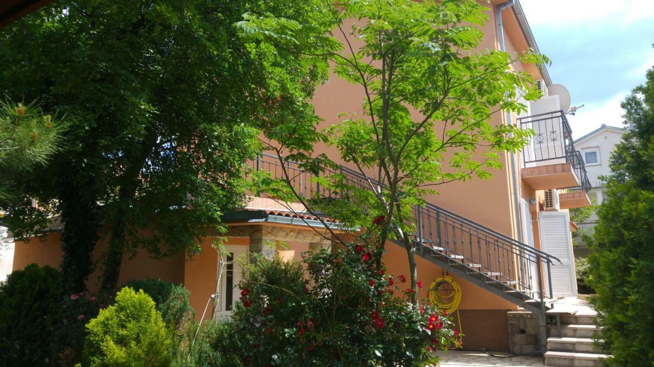 Apartments Eden Ядраново Екстериор снимка
